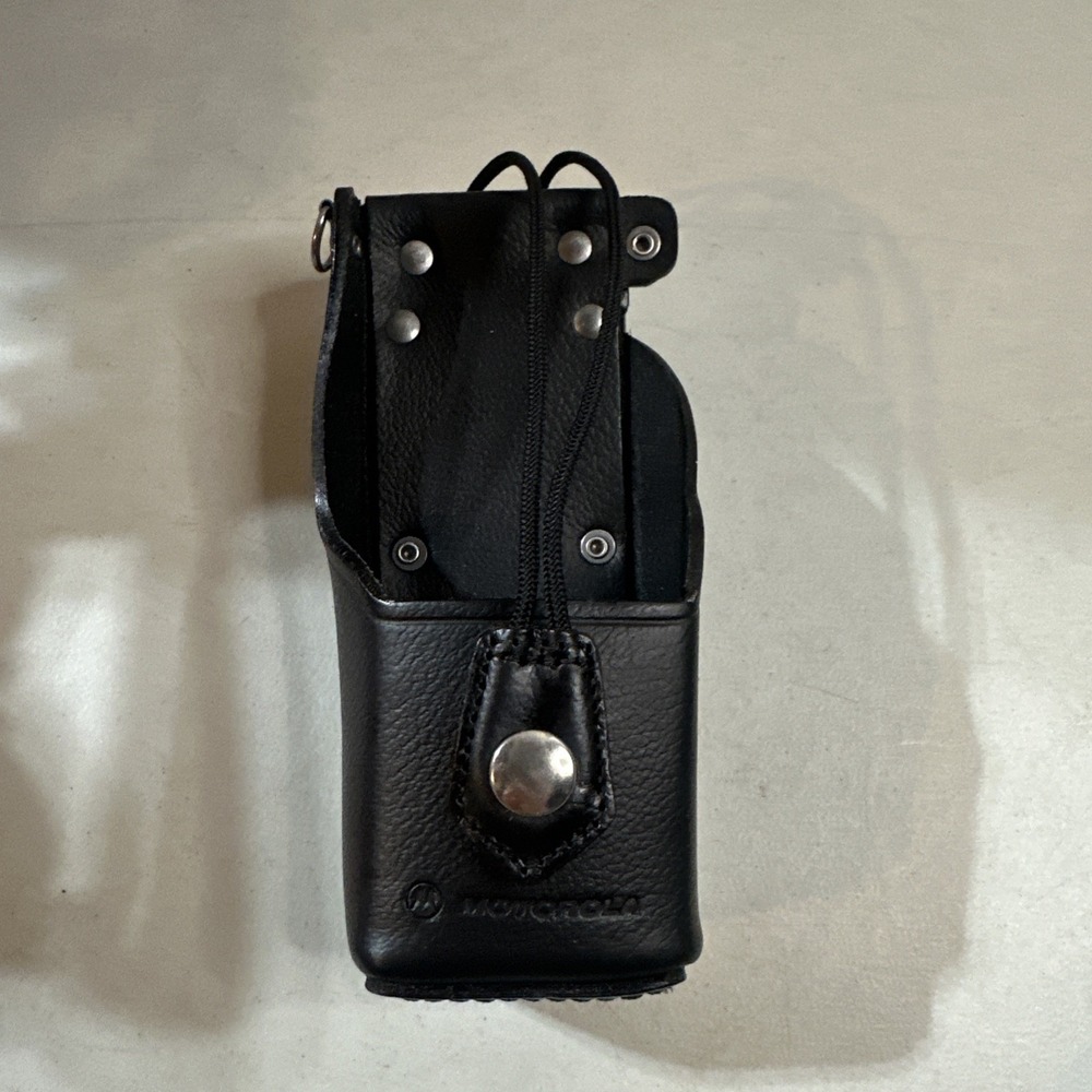Motorola NTN7239A Leather Fire/Police/Military Radio Carry Case